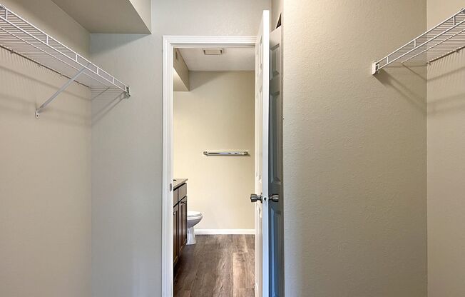 2 beds, 2 baths, 1,250 sqft, $2,095, Unit 1150-14