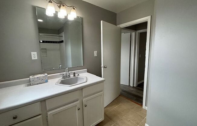 2 beds, 1 bath, $1,799