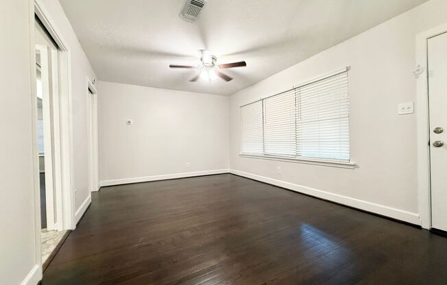 Beautiful and Spacious 4/1 Near Northside Elementary!