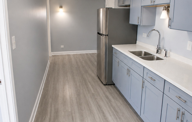 Comfortable Apartment Living in Summit, IL
