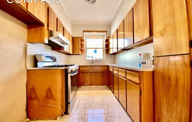 3 beds, 1 bath, 1,000 sqft, $3,395, Unit 1