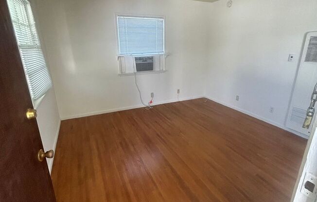 1 bed, 1 bath, $2,450