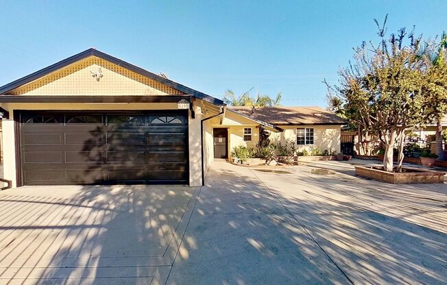 1105 S Rene Dr: Spacious 3 Bed 2 Bath House in Santa Ana!