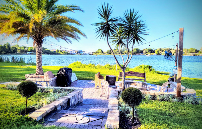 3405 N ORANGE BLOSSOM TRL
