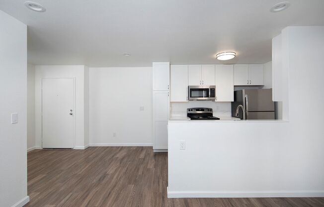 2 beds, 2 baths, 965 sqft, $2,995, Unit 311