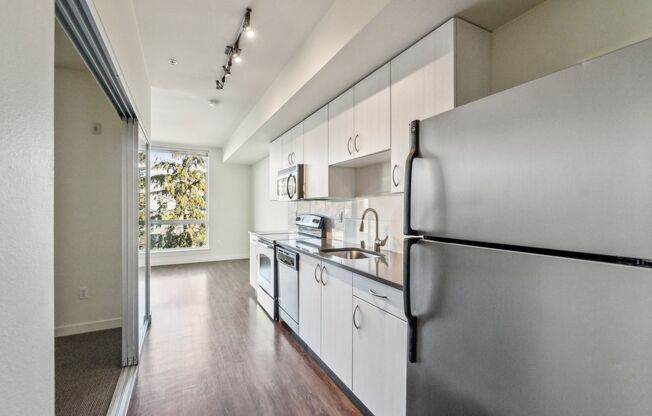 1 bed, 1 bath, 523 sqft, $1,557, Unit 602