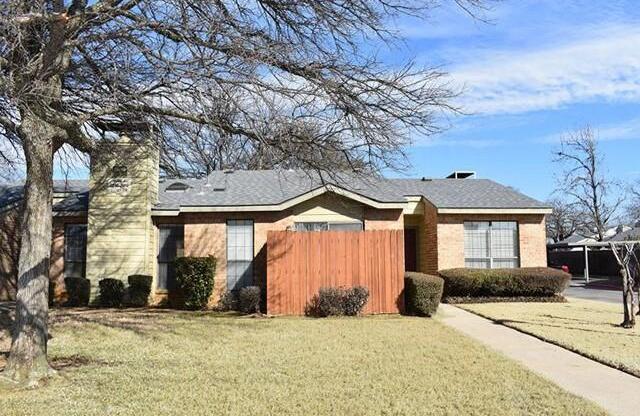2018 COTTAGE OAK LN