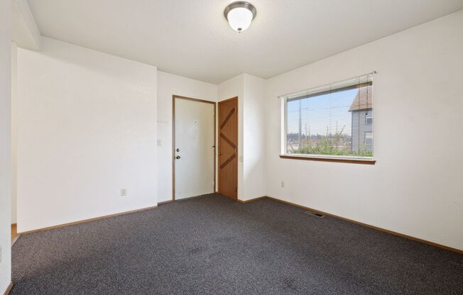 2 beds, 1 bath, $1,500