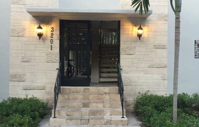 3201 Aviation ave