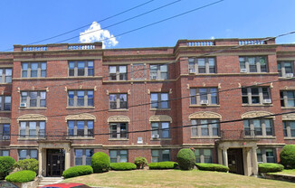 30 Bellevue St.