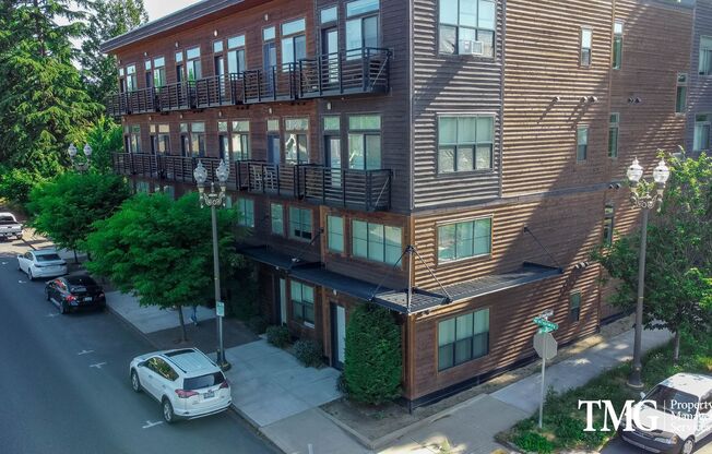 Broadway Apartments
