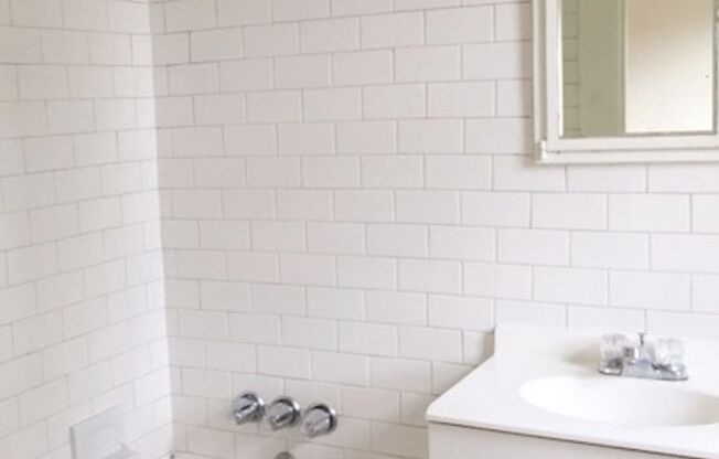 1 bed, 1 bath, 550 sqft, $1,500, Unit 111