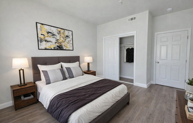 3 beds, 2 baths, 1,200 sqft, $1,750, Unit 1917-120