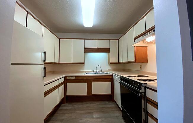 Home - The Gables Apartments - Bloomington, MN