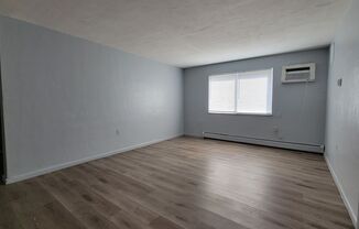 1 bed, 1 bath, 750 sqft, $525, Unit 4