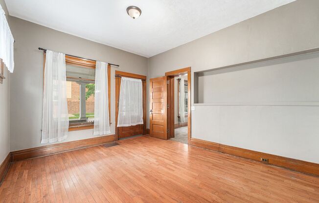 2 Bedroom 2 Bathroom in Popular Baker District!