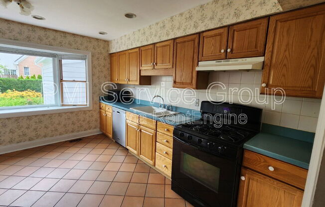 450 E N ST