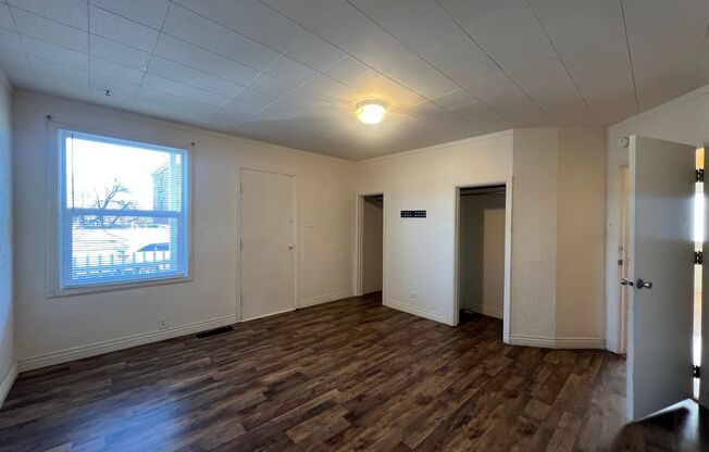 3 beds, 2 baths, $1,100, Unit 515 S Grant # 1