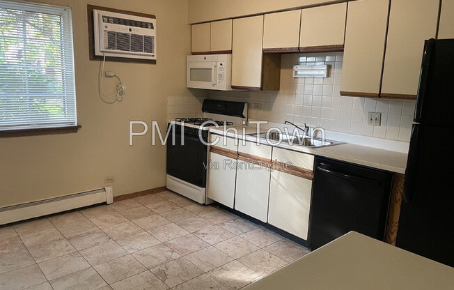 2276 CENTURY PT LN