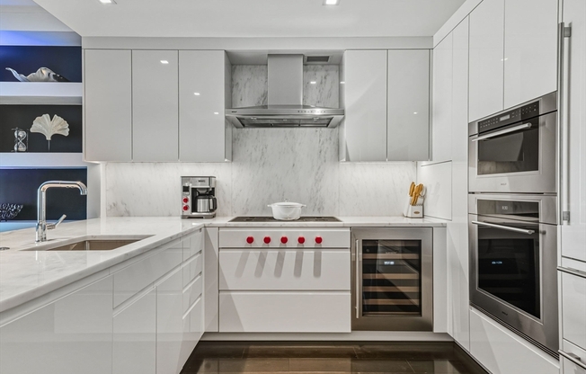 2 beds, 2.5 baths, 1,338 sqft, $12,500, Unit 17C