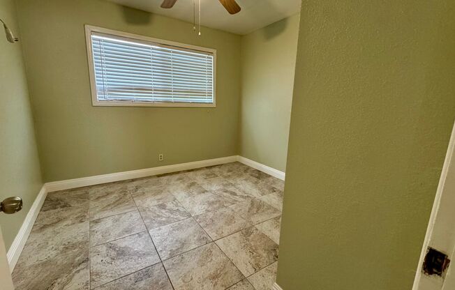 1 bed, 1 bath, $1,000