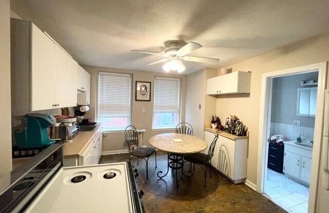 2 BALDWIN PL