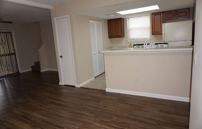 3/2 townhome Near NAS Jax