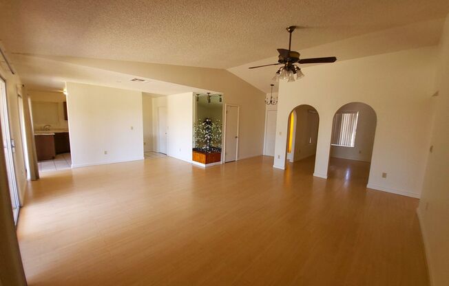 NICE FAMILY HOME IN AHWATUKEE READY TO RENT!