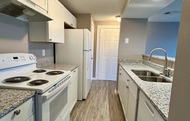 University Spacious 3rd floor Condo