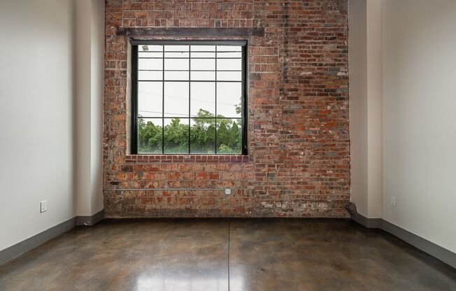 1 bed, 1 bath, $1,575, Unit 727 N. 4th St. Apt. 123