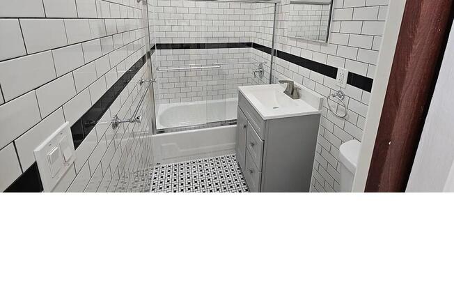 318 E 62 ST