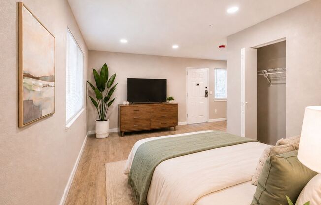Studio, 1 bath, 420 sqft, $850, Unit 2319