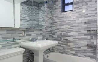 2 beds, 1 bath, $4,995, Unit 1D