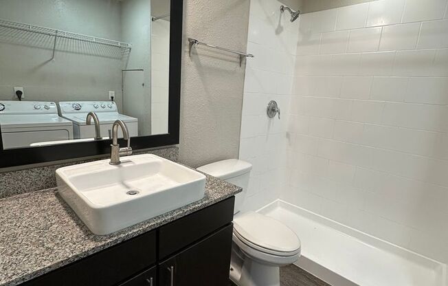 1 bed, 1 bath, 504 sqft, $925, Unit 140