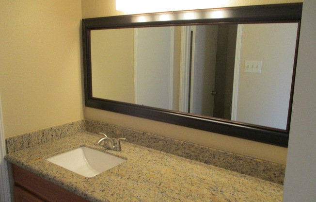 3 beds, 2.5 baths, $1,750