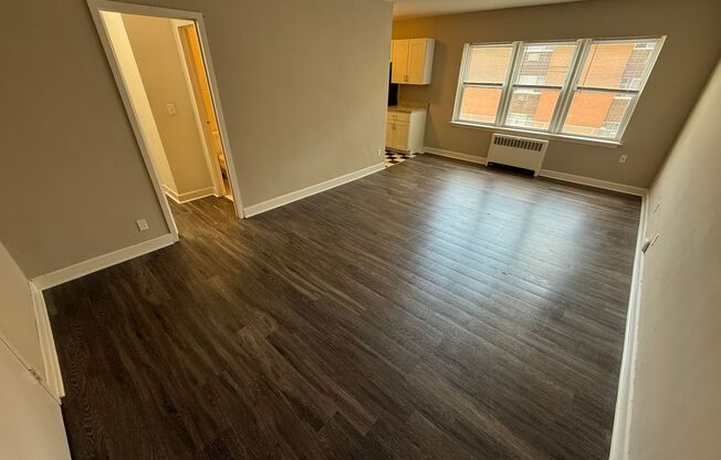Studio, 1 bath, 400 sqft, $850, Unit #212