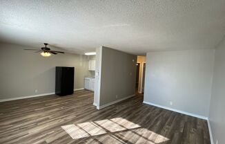 2 beds, 1 bath, 750 sqft, $750, Unit 1-DOWN