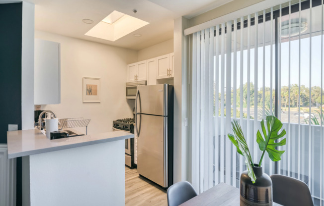 1 bed, 1 bath, 800 sqft, $2,298, Unit 206