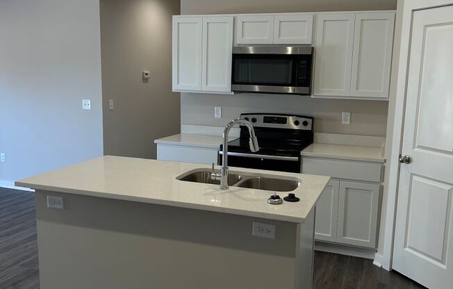 13435 W HASKELL CT