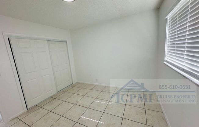 2 beds, 1 bath, 848 sqft, $1,850, Unit 213