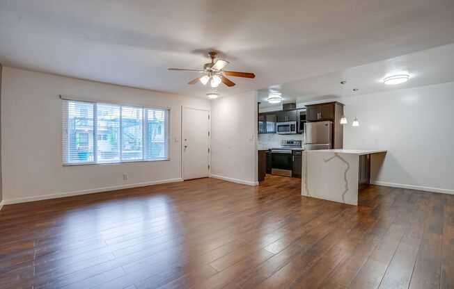 621 E. 99th St