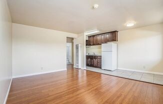 1 bed, 1 bath, $1,950, Unit Santa Clara Ave 1804 - H