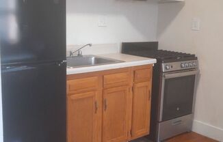 Studio, 1 bath, $1,275, Unit 1816-007
