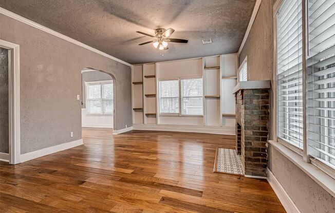 READY FOR LEASE!