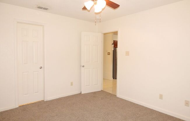 2 beds, 1 bath, $1,450