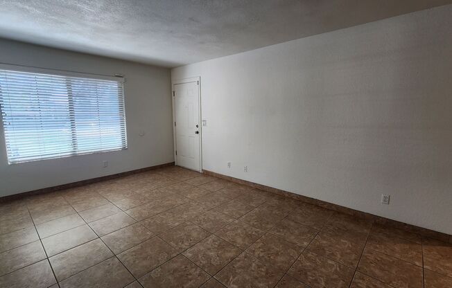 2 beds, 2 baths, $1,575, Unit # 172