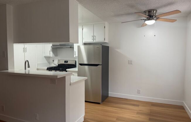 1 bed, 1 bath, 730 sqft, $1,565, Unit 14030 214