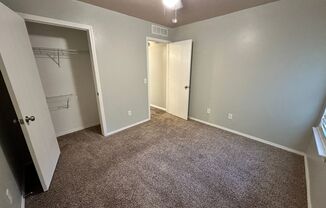 3 beds, 2 baths, $1,395