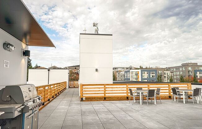 Studio, 1 bath, 311 sqft, $1,315, Unit 316