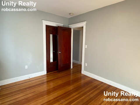 1111 FELLSWAY